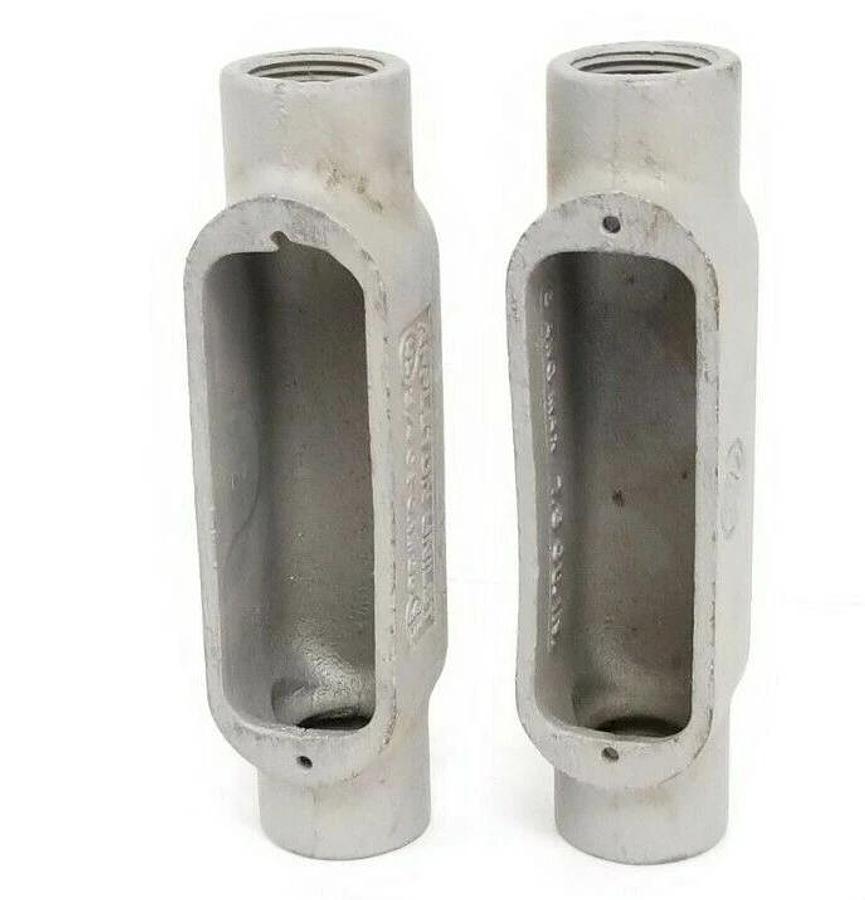 LOT OF 2 NEW APPLETON UNILET 3/4" FORM 35 ELBOW ENCLOSURES 6 AWG MAX, 7.5 CU IN