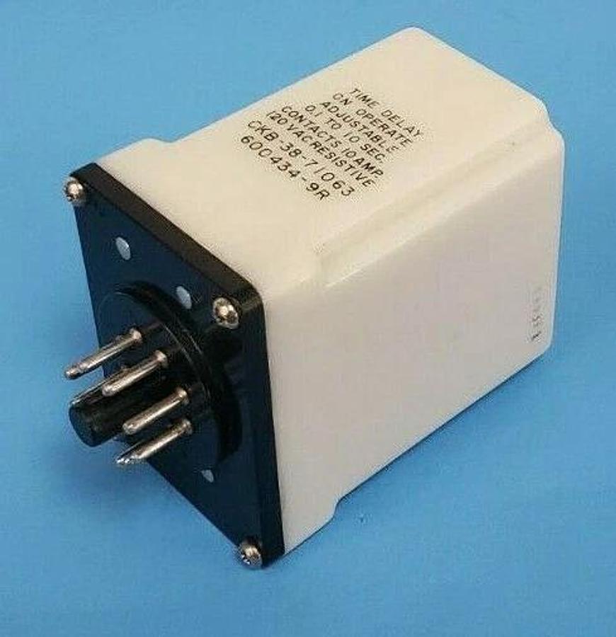Used POTTER & BRUMFIELD CKB-38-71063 TIME DELAY RELAY 0.1 TO 10 SEC. W/ SL608-S