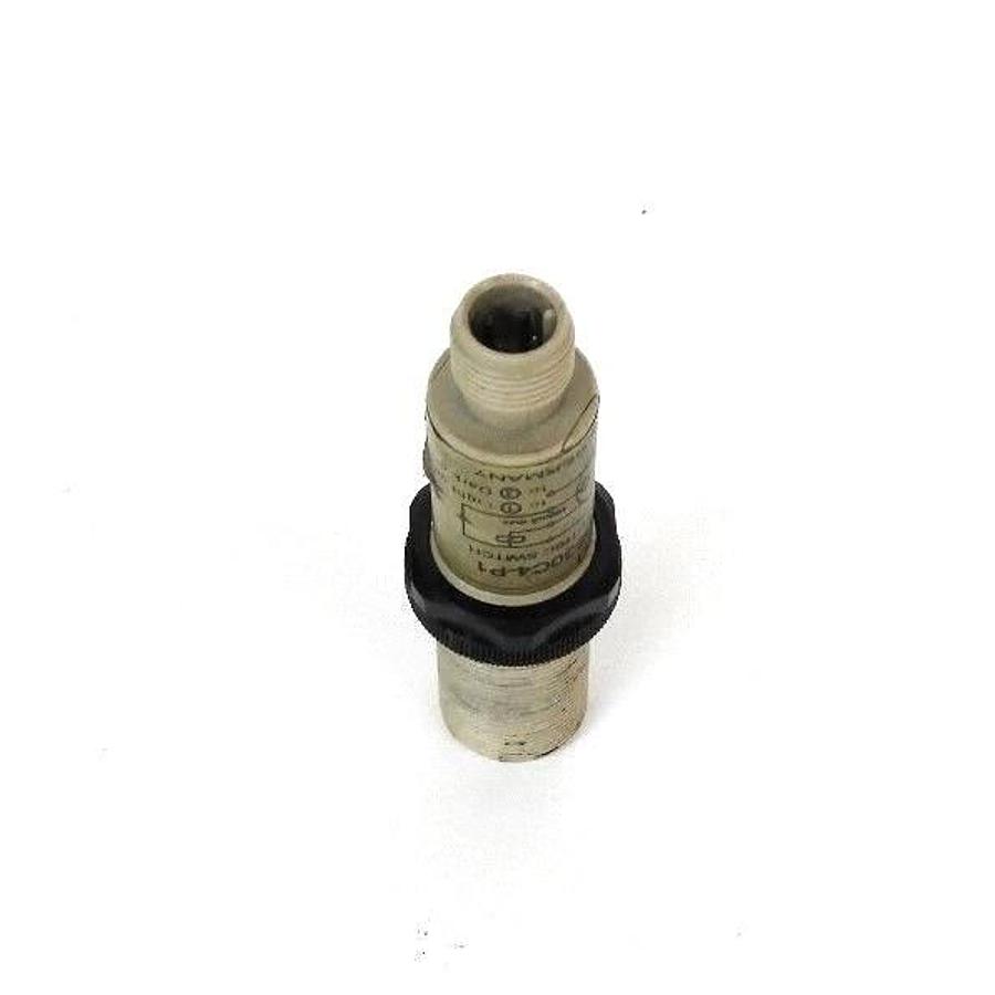 Used OMRON E3F2-DS30C4-P1 PHOTOELECTRIC SWITCH E3F2DS30C4P1