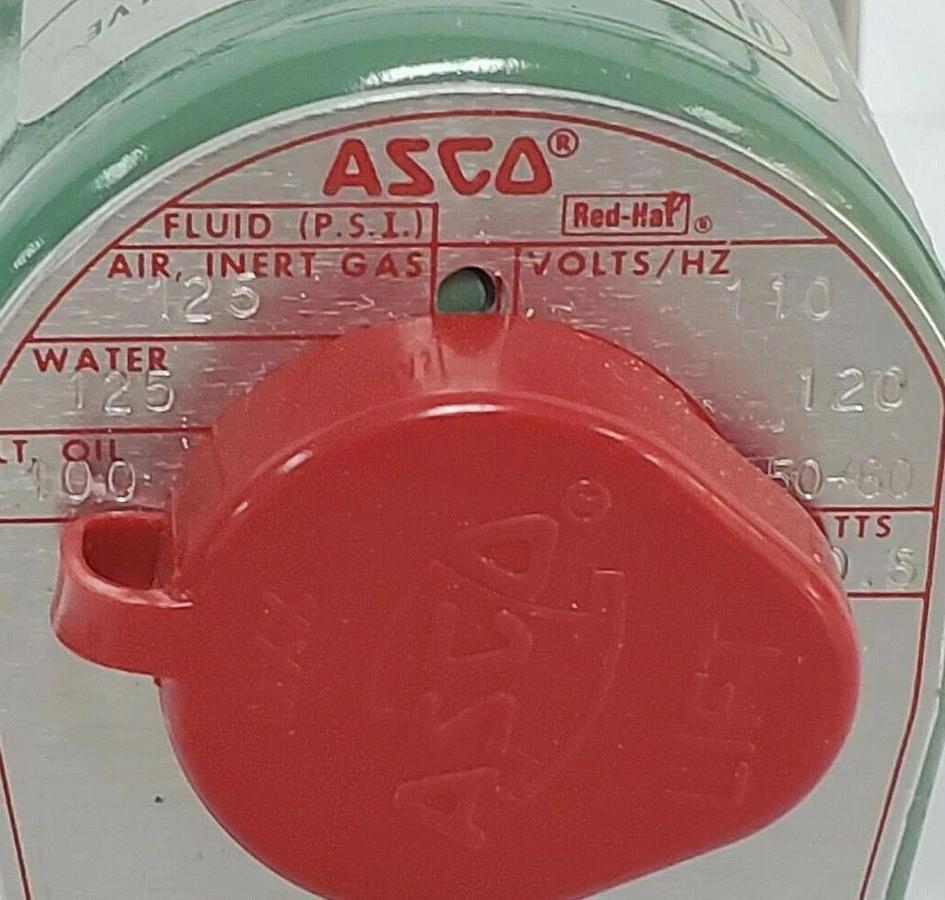 NIB ASCO 8210B30 SOLENOID VALVE PIPE: 1/2'' VOLTS/HZ: 120/60 110/50