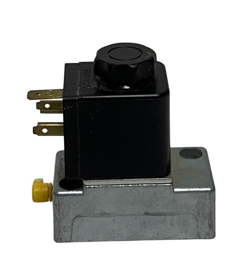 Used WABCO BOSCH 5428450270 PILOT VALVE W/ COIL 110V 50/60Hz 30mA 3-PRONG NSNP