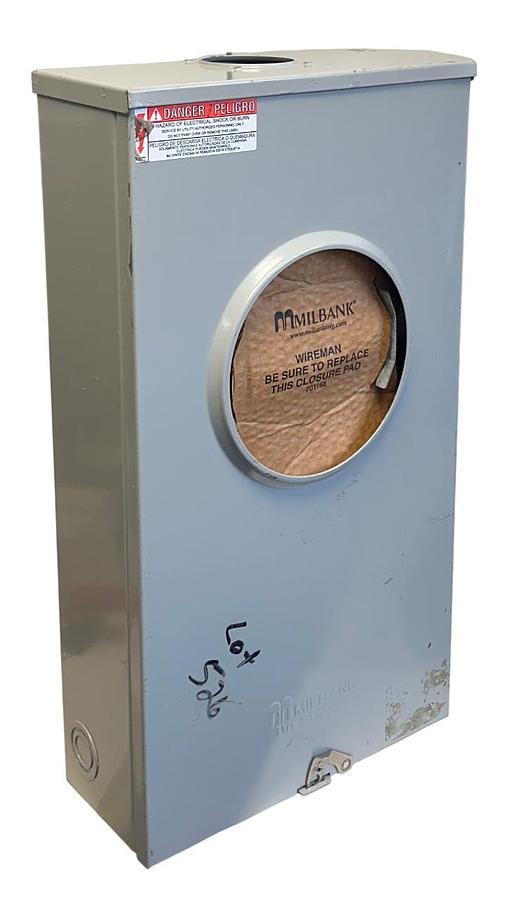 Used MILBANK U4497-XL / U4497 RINGLESS METER SOCKET 600V 20A 3PH 60Hz SWITCH NSNP