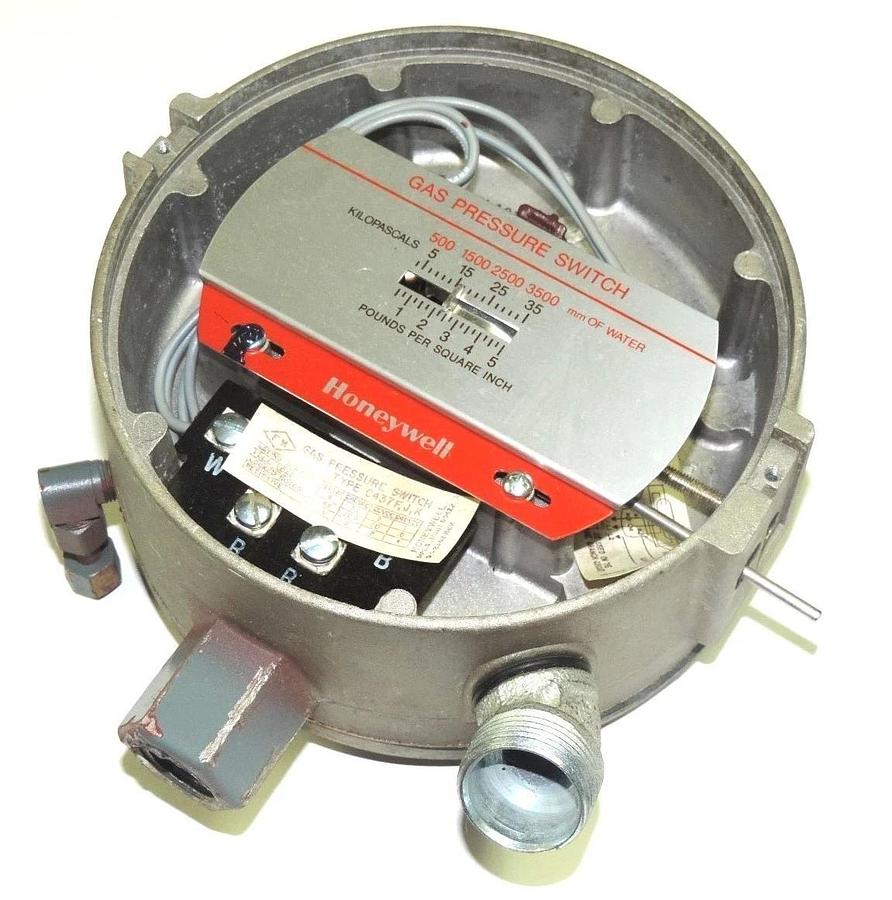 Used HONEYWELL C437J 1016 GAS PRESSURE SWITCH C437J1016 TYPE C437J