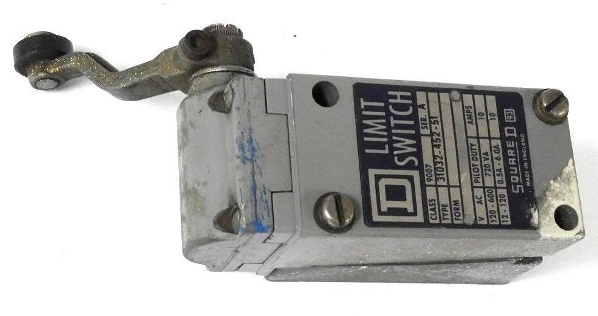Used SQUARE D 9007-31032-452-51 LIMIT SWITCH 90073103245251, SER. A W/ KA-1