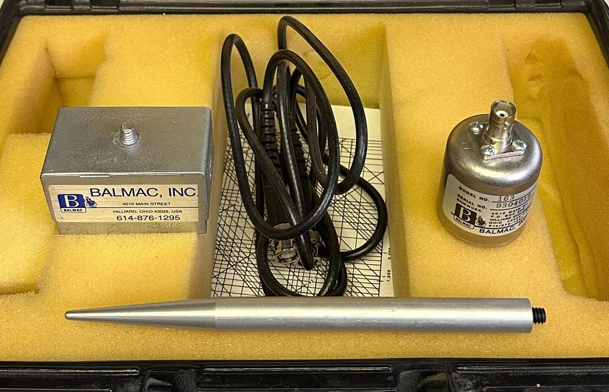 Used BALMAC INC MODEL 211S VIBRATION METER W/ MODEL 163 PROBE, CABLES AND CASE