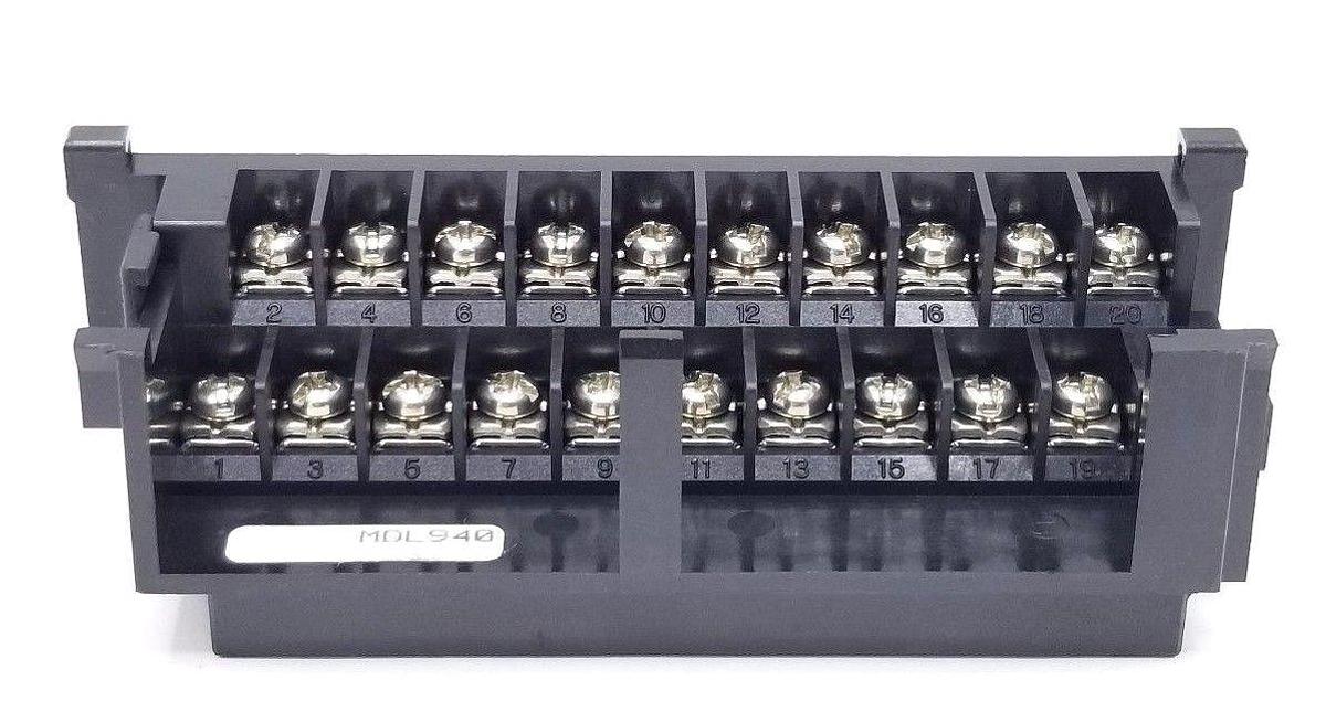 NEW HONDA MDL940 I/O TERMINAL BLOCK WITH CONNECTOR (MISSING COVER)