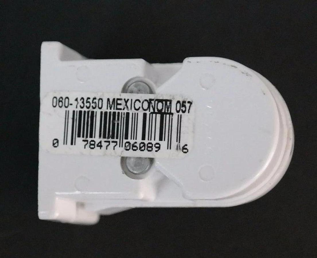 Used LOT OF 10 LEVITON 060-13550 LAMP HOLDERS 660W, 600V, 06013550