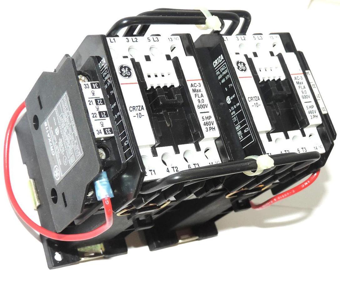 Used NEW GE CR71VAL3AZA MAGNETIC CONTACTOR REVERSER 250VDC 5HP CR7ZA-10 CR7XA11B