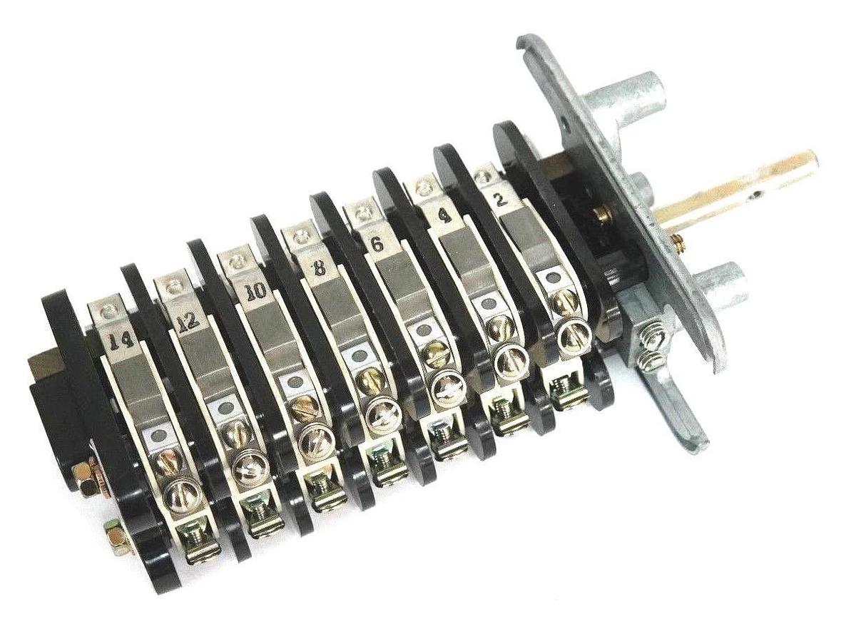 Used GENERAL ELECTRIC 16SB1GB3B28LSM2V ROTARY SWITCH TYPE SB-1 W/O CASE