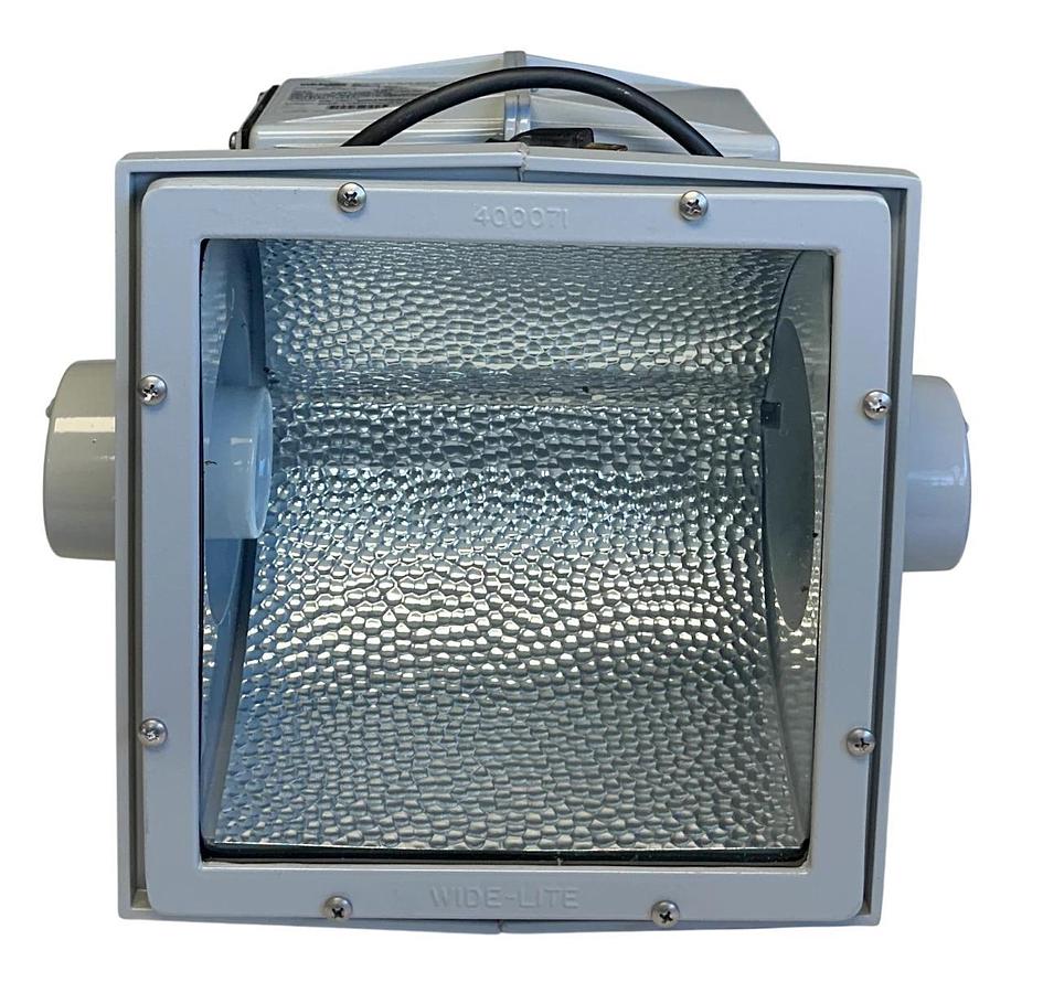 Used WIDELITE EGM175C-6 / EGM175C6 FLOOD LIGHT T1 H POWER FACTOR 347V 0.66A 60Hz USNP