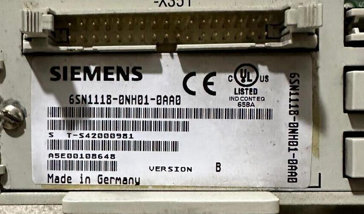 Used SIEMENS 6SN1118-0NH01-0AA0 / 6SN11180NH010AA0 VER. B SIMODRIVE 611 2-AXIS MODULE