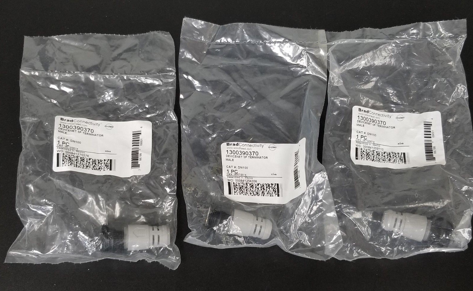LOT OF 3 NEW BRAD CONNECTIVITY 1300390370 DEVICENET 5P MALE TERMINATORS DN100