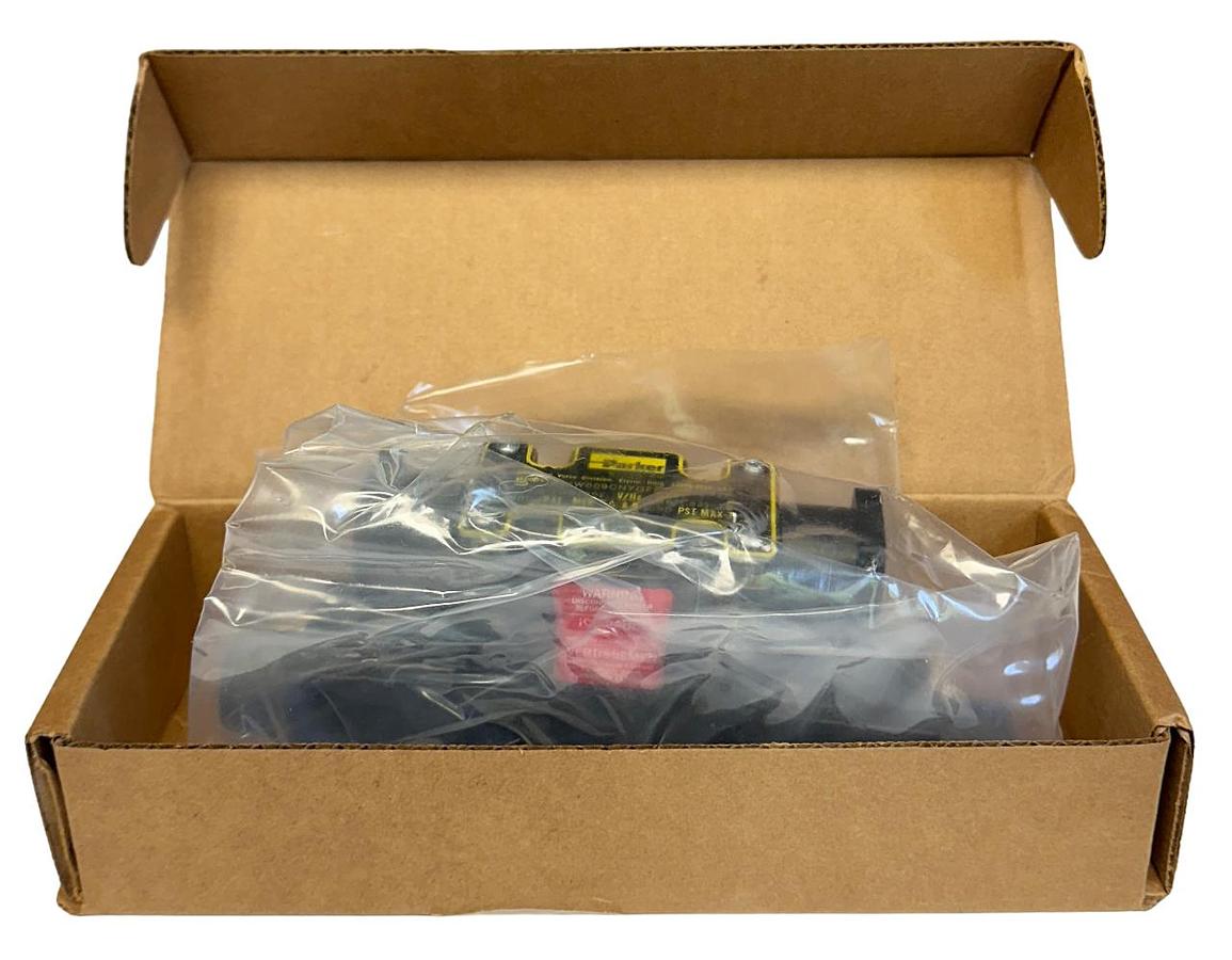 Used PARKER D1VW009CNYGF5 D1V-SERIES HYDRAULIC DIRECTIONAL VALVE 110/120V 2NMU5 NSNP