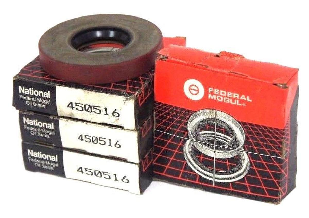 LOT OF 4 NIB NATIONAL FEDERAL MOGUL 450516 OIL SEALS 1.3750" X 3.1300" X 0.5000"
