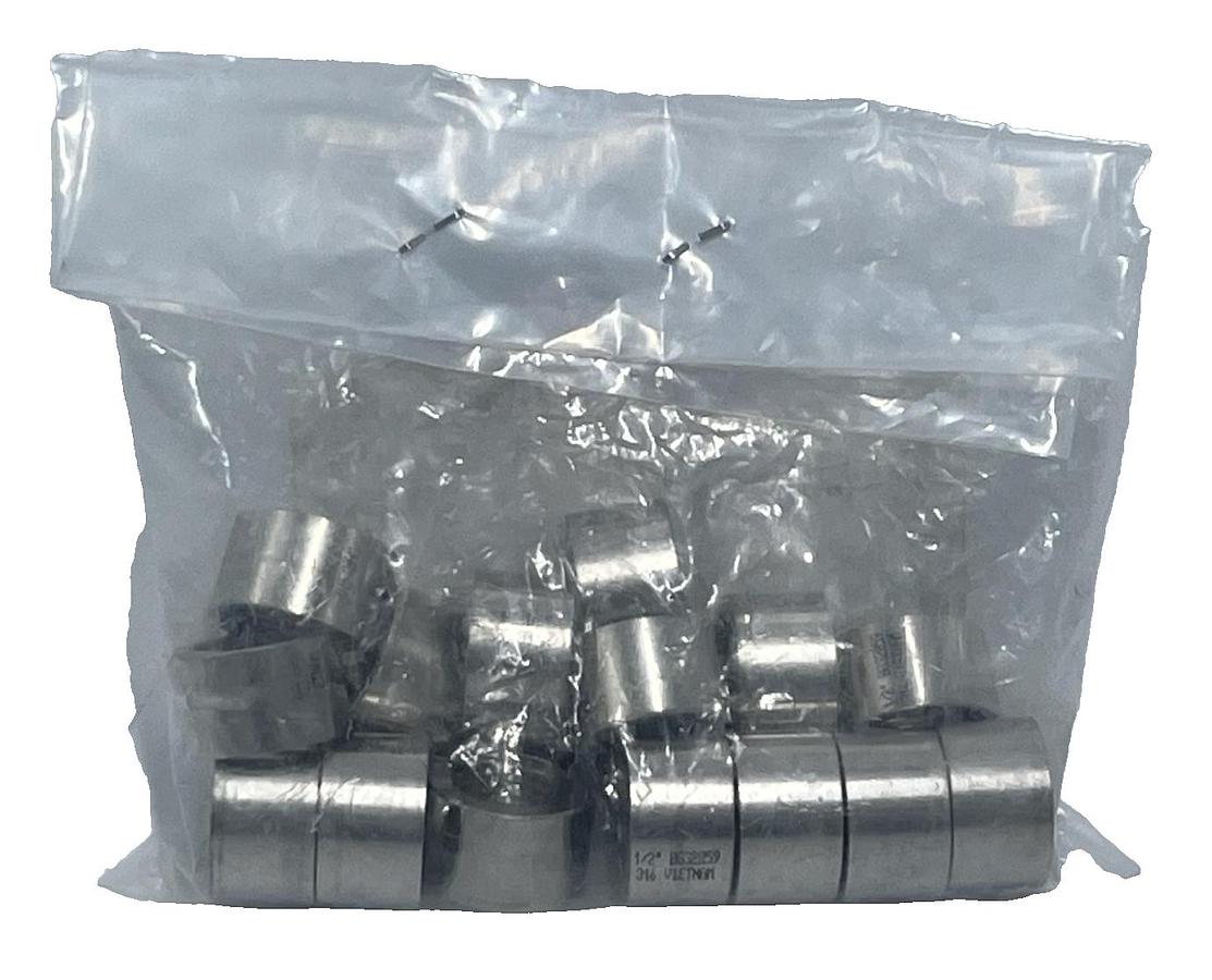 Used LOT OF 15 Murdock Industries 1/2" FNPT Half Couplings | 316 Stainless CL3000