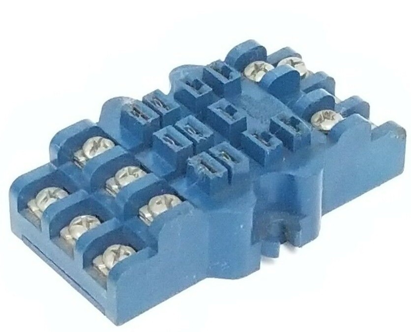 Used AMF POTTER & BRUMFIELD YKUB RELAY SOCKET 10AMP 300V 11POSITION BLUE
