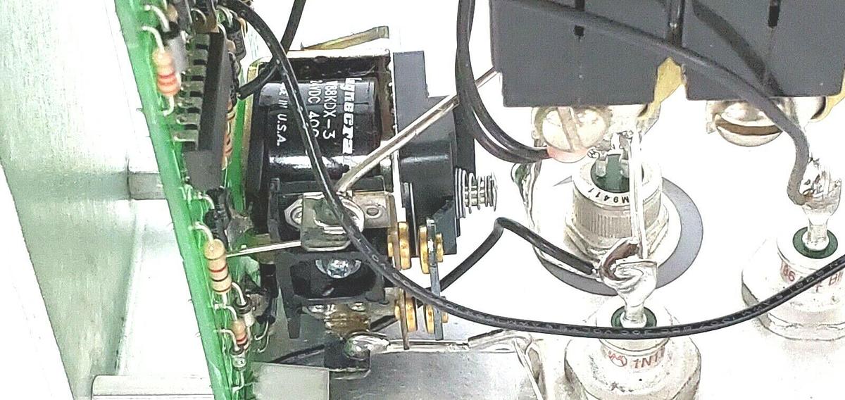 Used FISHER ROSEMOUNT 41B7961X04R UNIT FROM CP7101X1-A4 POWER DISTRIBUTION PANEL