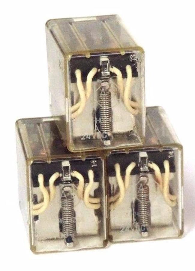 Used LOT OF 3 ALLEN BRADLEY 700-HC24Z24 RELAYS SER A 700HC24Z24