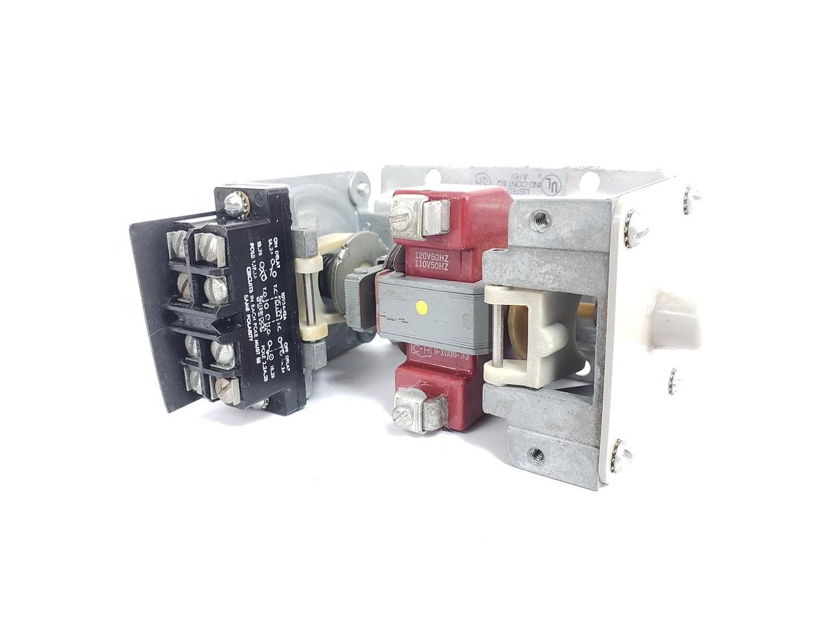 Used NEW CUTLER-HAMMER 10337H278A PNEUMATIC TIMER