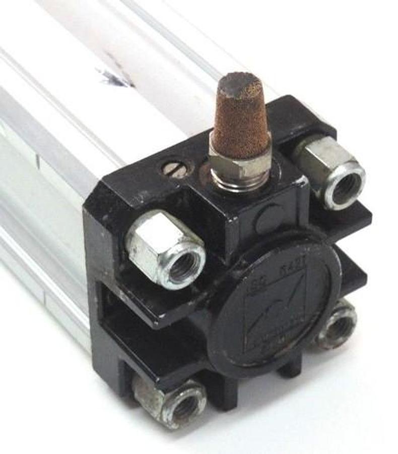 Used PNEUMAX 1319.50.1600.01 PNEUMATIC VALVE CYLINDER 10 BAR 70" LENGTH 131950160001