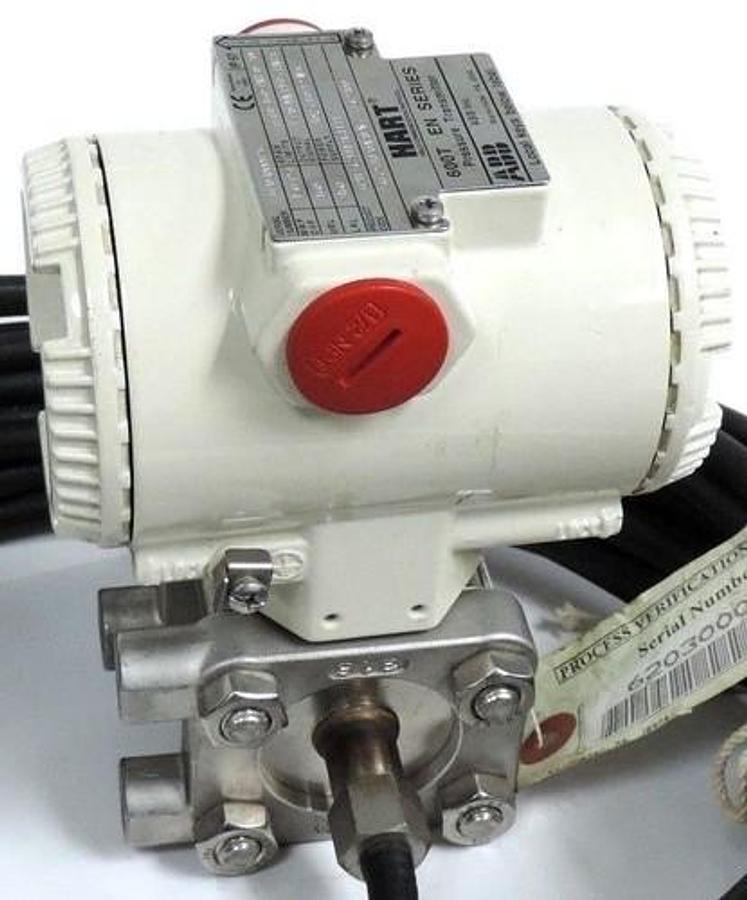 Used NEW ABB HART 600T EN SERIES PRESSURE TRANSMITTER W/ TRANSDUCER & 2 SENSORS