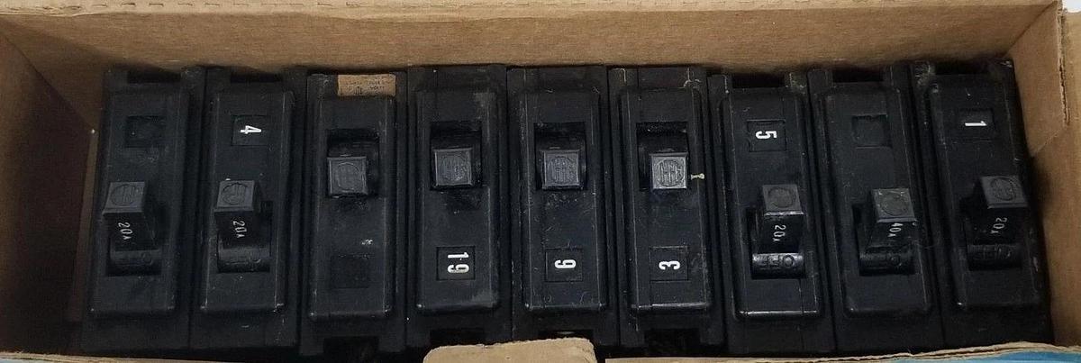 Used LOT OF 9 ITE EQ-P CIRCUIT BREAKERS 20A, 1P, 240V, EQ-P820