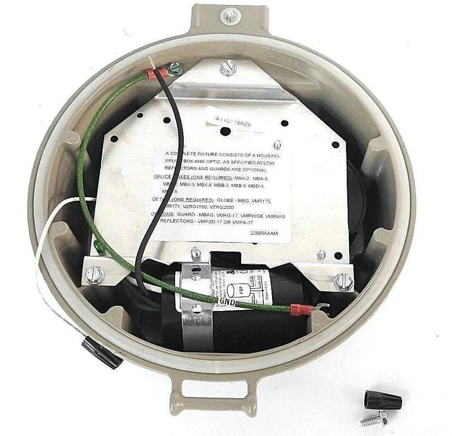 Used NIB HUBBELL KILLARK MBL2230 MBL LED LIGHTING FIXTURE 22W, 120-277V, 50/60HZ