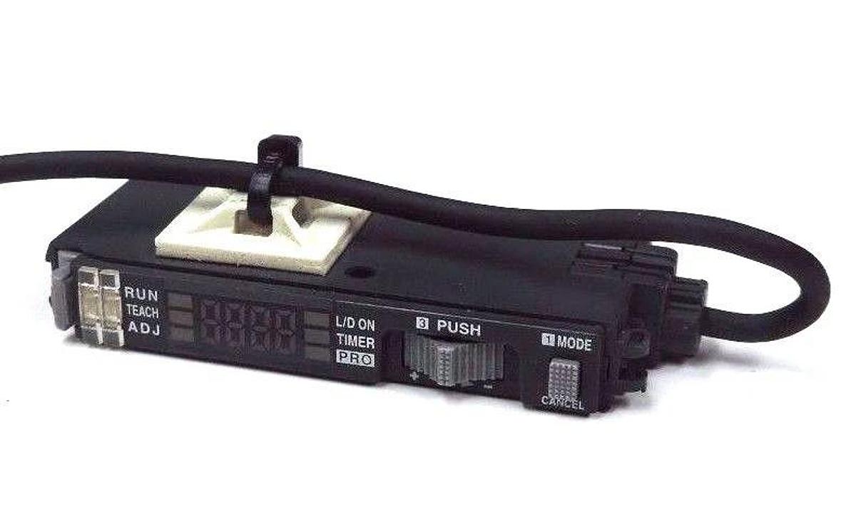 Used LOT OF 2 SUNX FX-301P-F7 NAVI ADVANCED DIGITAL FIBER OPTIC SENSORS FX301PF7