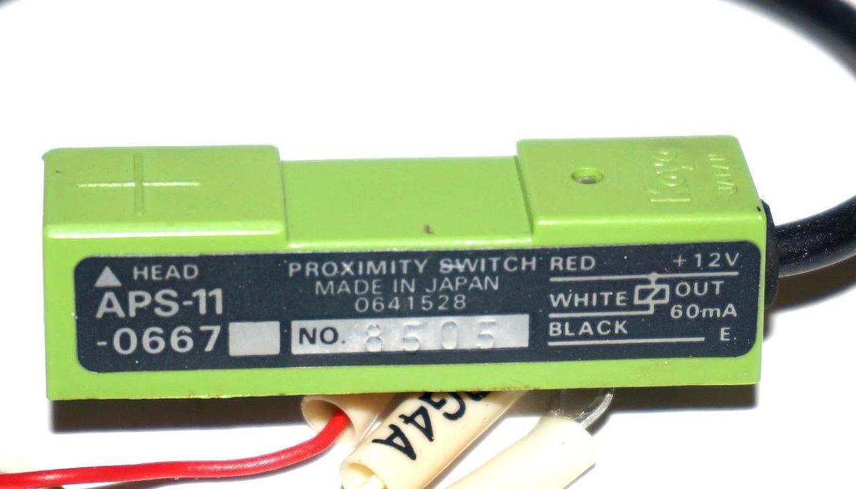 Used LOT OF 2 KOYO APS-11-0667 PROXIMITY SWITCHES APS110667