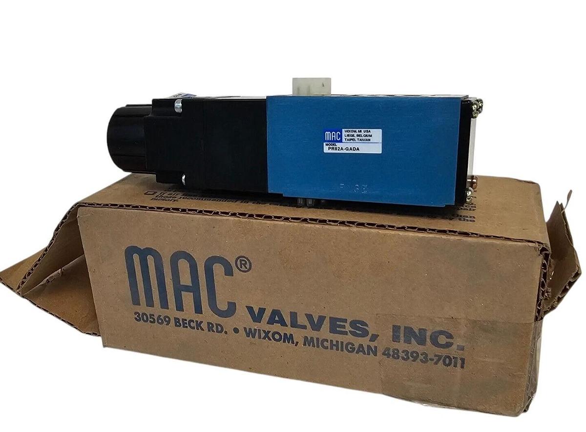 NIB MAC PR82A-GADA SANDWICH PRESSURE REGULATOR PR82AGADA