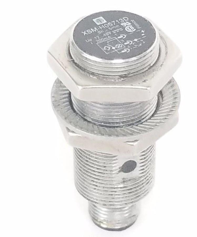 Used TELEMECANIQUE XSM-H05713D INDUCTIVE PROXIMITY SENSOR 12-48V, 200mA, 5MM