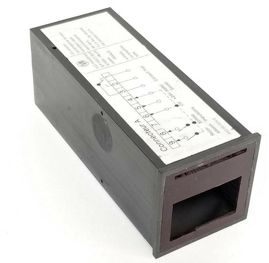 Used IVO INDUSTRIES KNE631.130B78BZ94 COUNTER HOUSING 8110668/+680  (HOUSING ONLY)