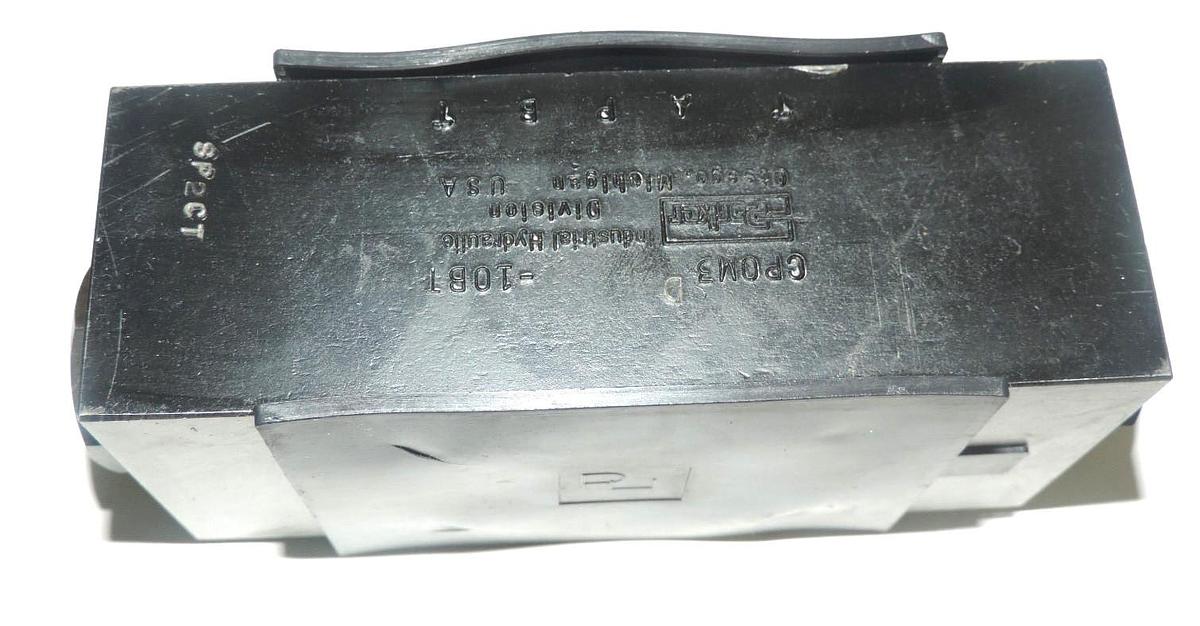 Used NEW PARKER CP0M3D-10BT PILOT CHECK VALVE CP0M3D10BT