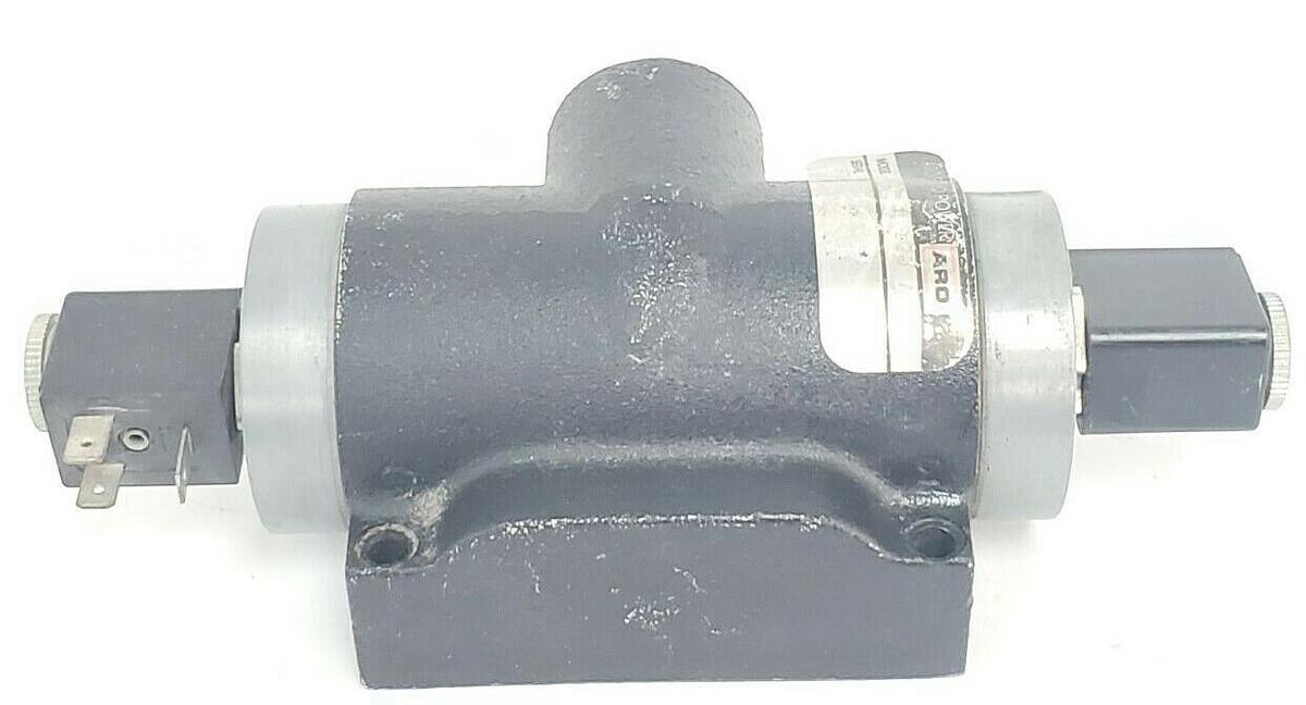 Used ARO FLUID POWER K334SD 120A VALVE K334SD-120A W/ 116 218-33 120V COIL