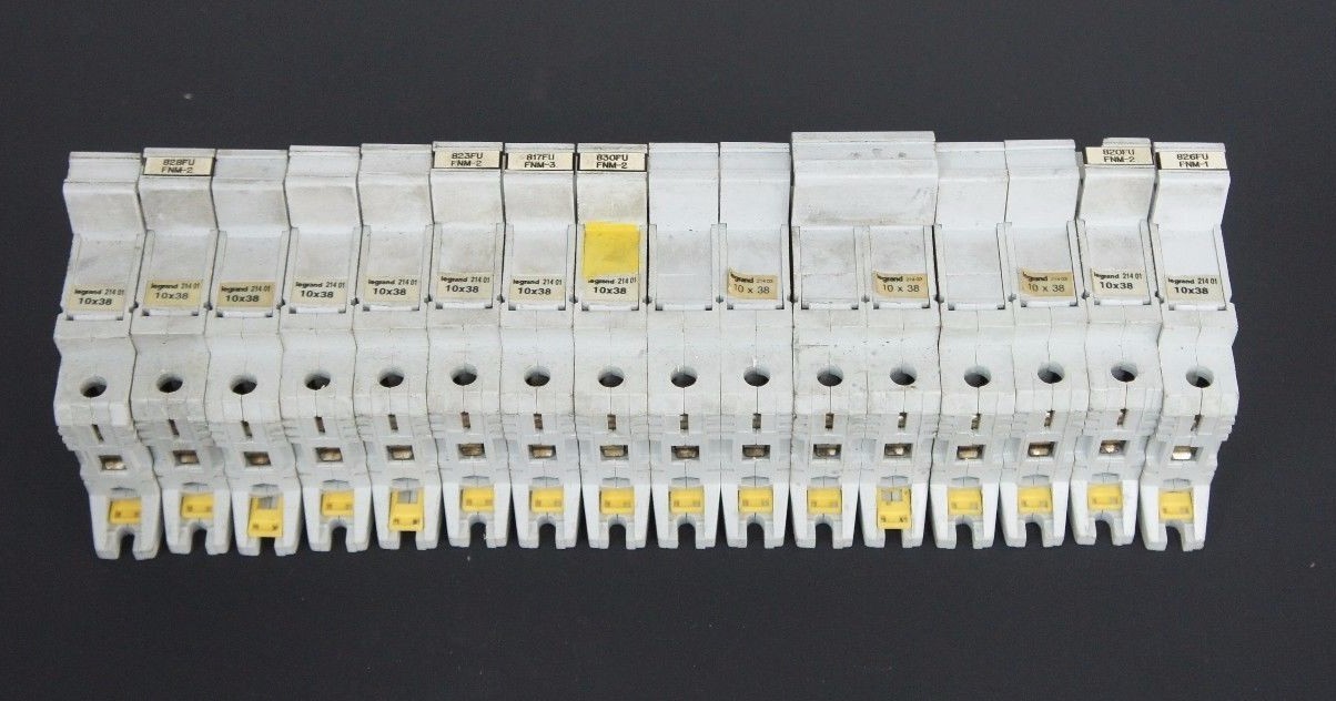 Used LOT OF 16 PASS & SEYMOUR LEGRAND SP 38 600V 25 AMP FUSE BLOCK DIN SP-38 SP38