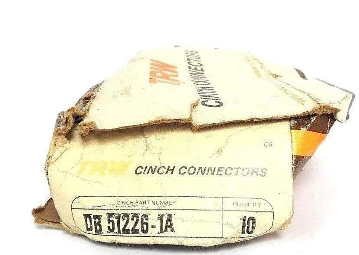 BOX OF 7 NEW TRW DB 51226-1A CINCH CONNECTORS 512261A