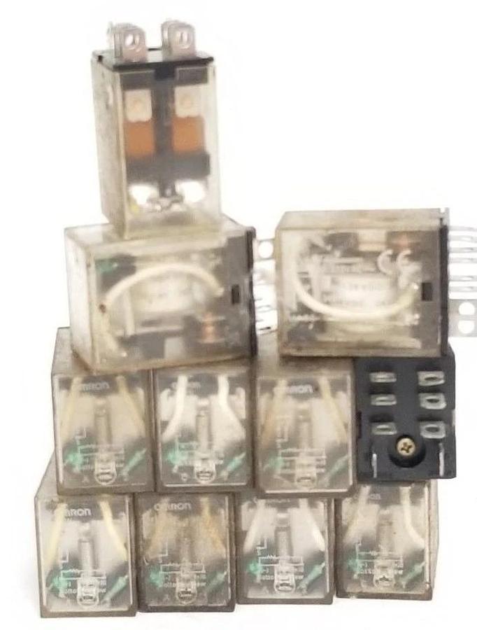 Used LOT OF 11 OMRON LY2N24VDC RELAYS LY2N-24VDC, LY2N, 8-BLADE