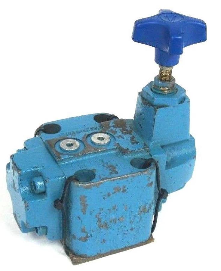 Used VICKERS XG-03-3F-30 PRESSURE REDUCING VALVE 2850PSI MAX XG033F30