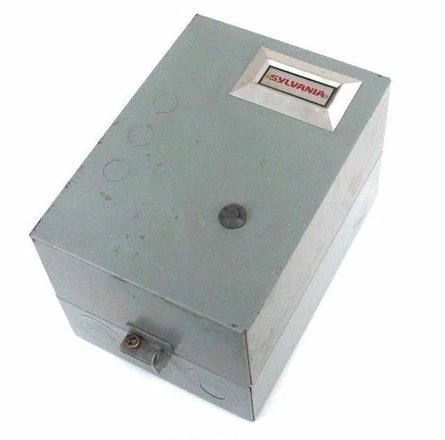 Used SYLVANIA T13U03A TYPE TM SIZE 00 NON REVERSING STARTER 9A 460-575V W/ ENCLOSURE