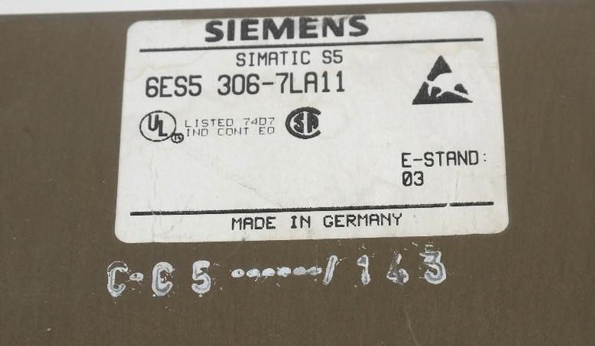 Used SIEMENS 6ES5-306-7LA11 SIMATIC S5 I/O MODULE IM 306, 6ES53067LA11