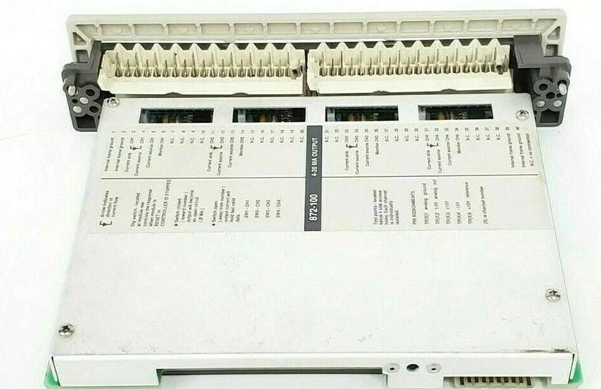 Used SCHNEIDER / MODICON AS-B872-100 ANALOG OUTPUT MODULE 4-20mA 4CH ASB872100
