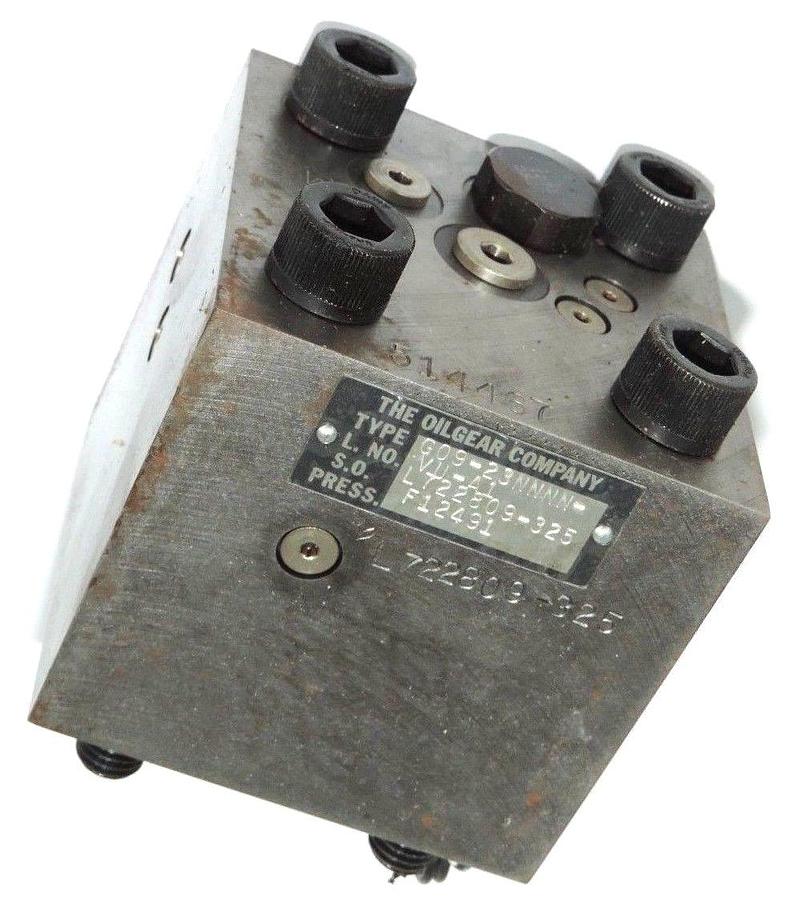 Used NEW OILGEAR COMPANY G09-23NNNN-VU-A1, L NO. L722809-325