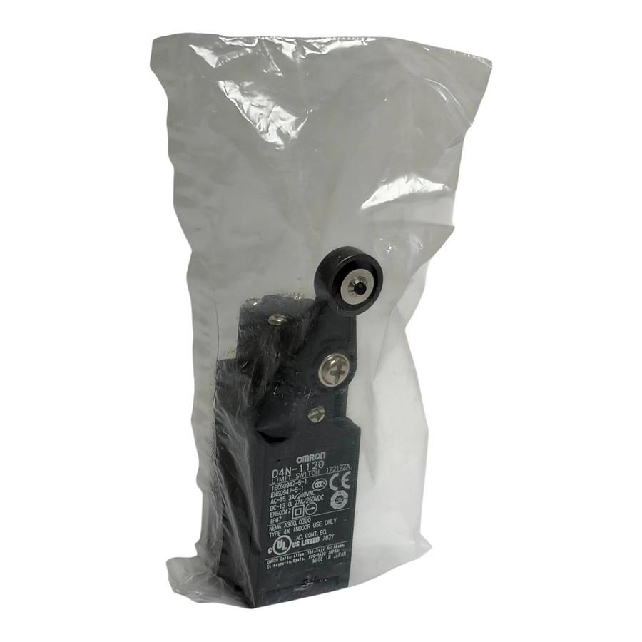 Omron D4N-1120 Safety Limit Switch Roller Lever 17217ZA - New Surplus