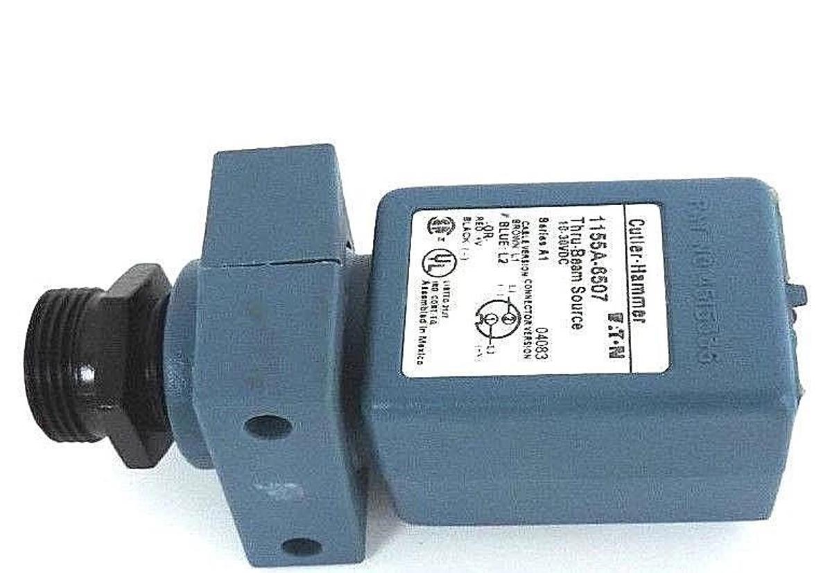Used CUTLER-HAMMER 1155A-6507 THRU-BEAM SOURCE 1155A6507, 10-30VDC, SER. A1
