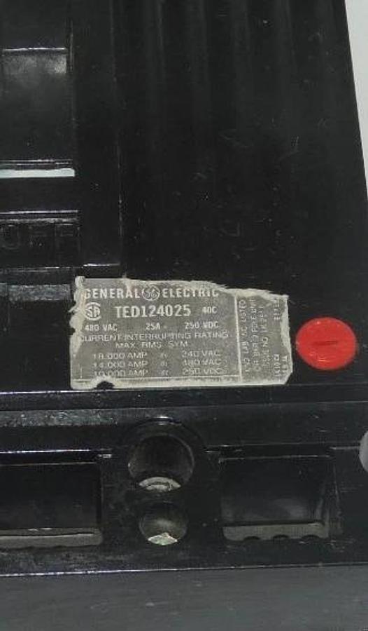 Used GENERAL ELECTRIC TED124025 CIRCUIT BREAKER 480VAC, 25A, 250VDC