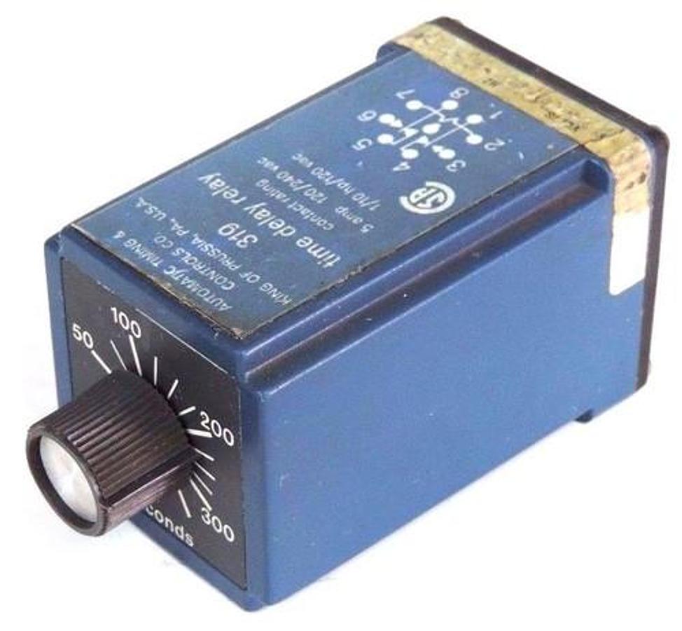 Used AUTOMATIC TIMING & CONTROLS 319 TIME DELAY RELAY 5 AMP 120/240VAC