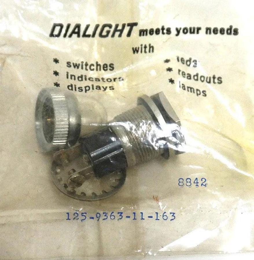 Used NEW DIALIGHT 125-9363-11-163 MINIATURE OIL TIGHT PANEL INDICATOR LIGHT