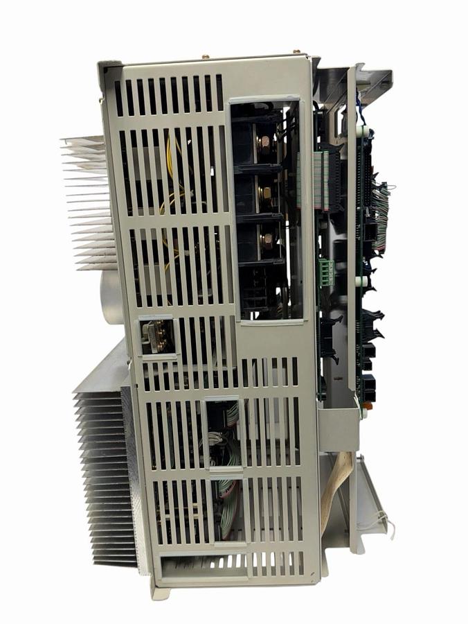 Used YASKAWA CIMR-P1V VARIABLE FREQUENCY DRIVE CODE EPJ010420 200V 50/60 HZ VFD