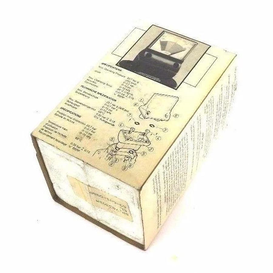 NEW WILKERSON DP783301M DIFFERENTIAL PRESSURE GAUGE 69-601-0540