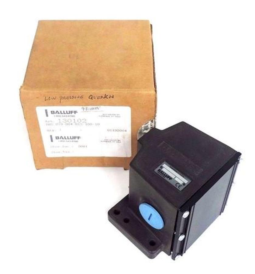 Used NIB BALLUFF 819-D04-R12-100-10 LIMIT SWITCH 130102, 6-60VAC/DC, 819D04R1210010